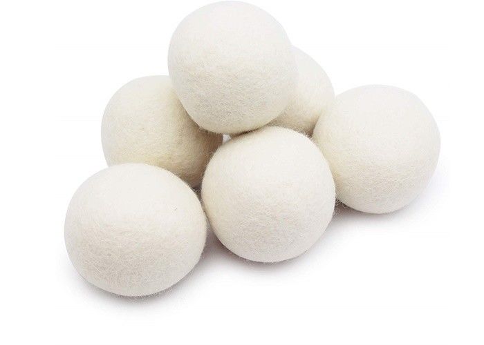 Natural Sturdy Wool Felt Balls Custom Size Color For Dryer Machine